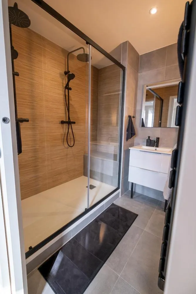Ecrin Des Alpes, Jacuzzi, Netflix, Ambiance Chalet Saint-Etienne  Apartamento
